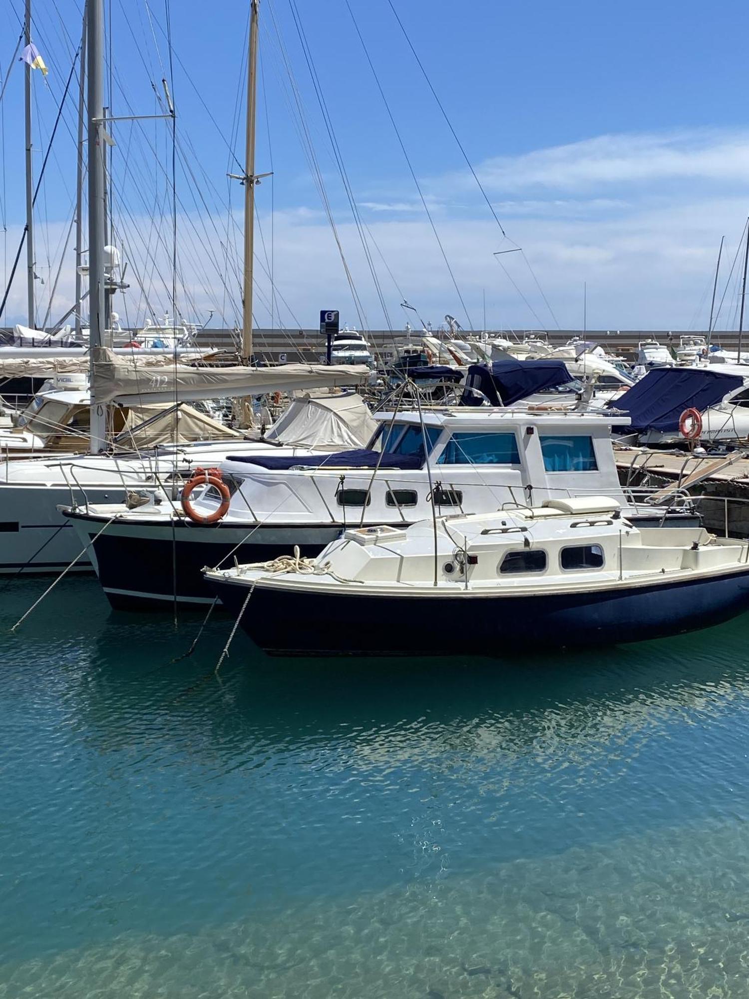 Aloha Jak'S Boat Алассіо Екстер'єр фото
